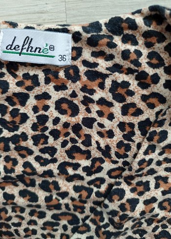 Leopar Desenli V Yakalı Uzun Elbise - Görsel 3