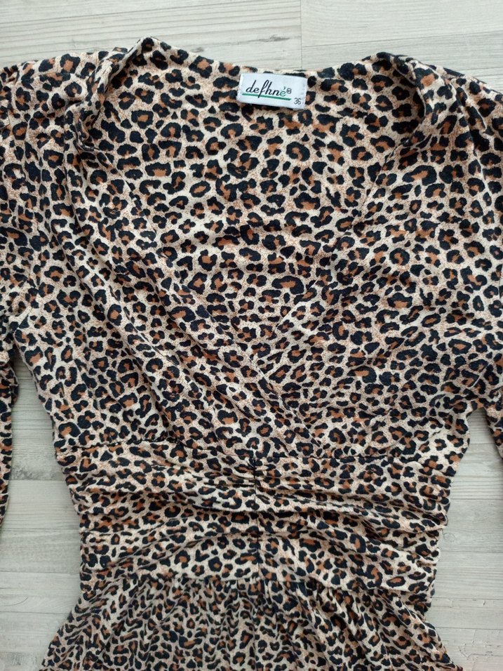 Leopar Desenli V Yakalı Uzun Elbise - Görsel 2