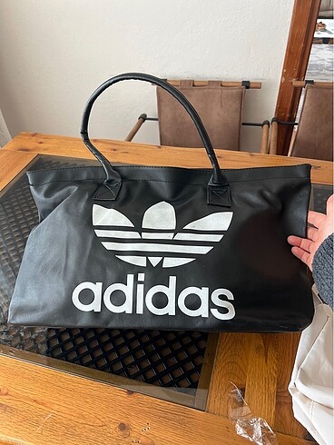 Adidas kadın spor çanta