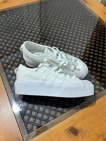 Adidas kadın spor ayakkabı