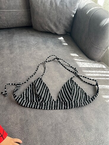 bikini üstü