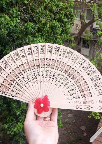 Kırmızı Püsküllü Vintage Düğün Yelpazesi - Görsel 2