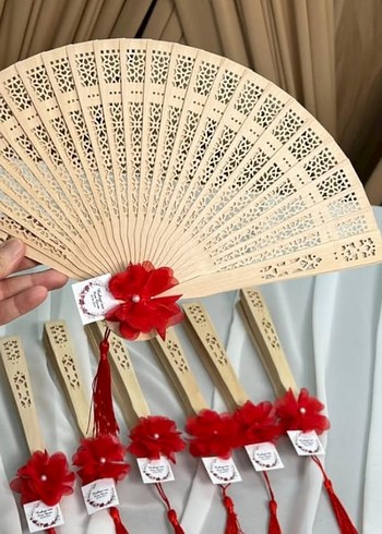 Kırmızı Püsküllü Vintage Düğün Yelpazesi - Görsel 3