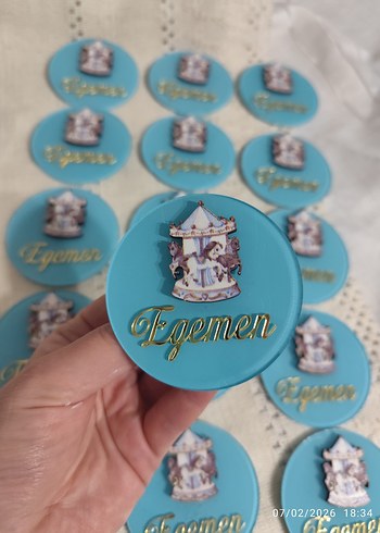 30 adet bu renk bu figür 
atlı karınca figürlü hediyelik magnet - Görsel 3