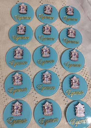 30 adet bu renk bu figür 
atlı karınca figürlü hediyelik magnet - Görsel 2