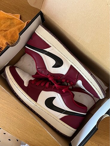 Nike Nike Air Jordan Low