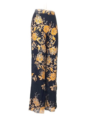 Zara Zara Düz Kesim %70 İndirimli.