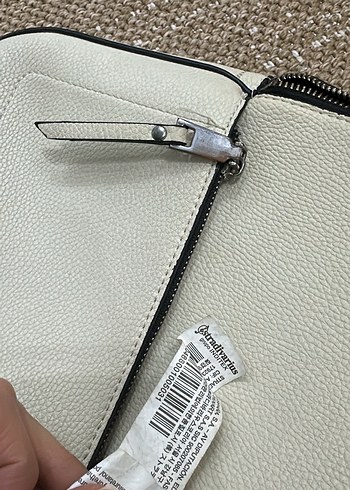 Beyaz Deri Fermuarlı Kadın Sırt Çantası - Görsel 4