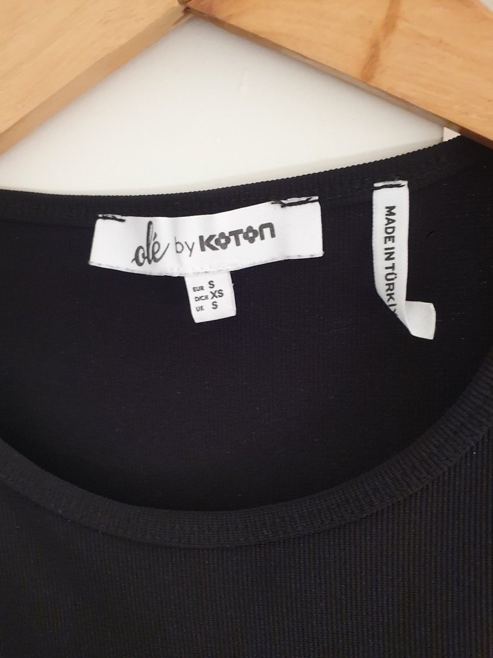 taş Detaylı Siyah Kısa Crop Top - Görsel 2