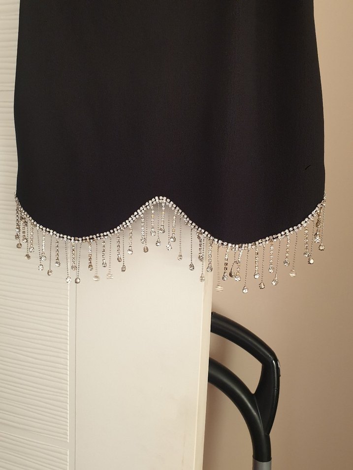 taş Detaylı Siyah Kısa Crop Top - Görsel 3