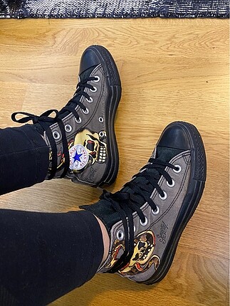 Converse