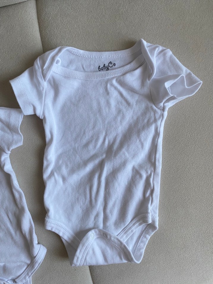 Bebek Beyaz Kısa Kollu Body - Görsel 4