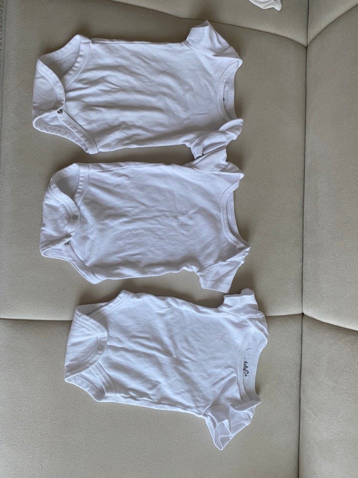Bebek Beyaz Kısa Kollu Body - Görsel 3