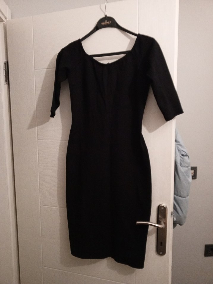 Siyah V Yakalı Midi Kadın Elbise - Görsel 2