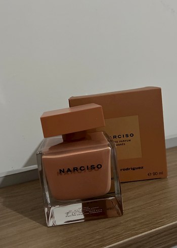 Narciso Rodriguez ambree Kadın Parfümü 90 ml