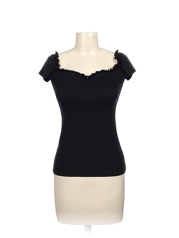 Diğer T-shirt %70 İndirimli.