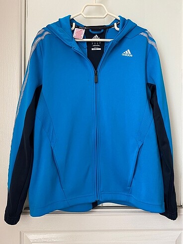 mavi adidas üst