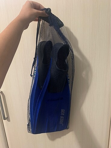 Sportive çantalı yüzücü paleti