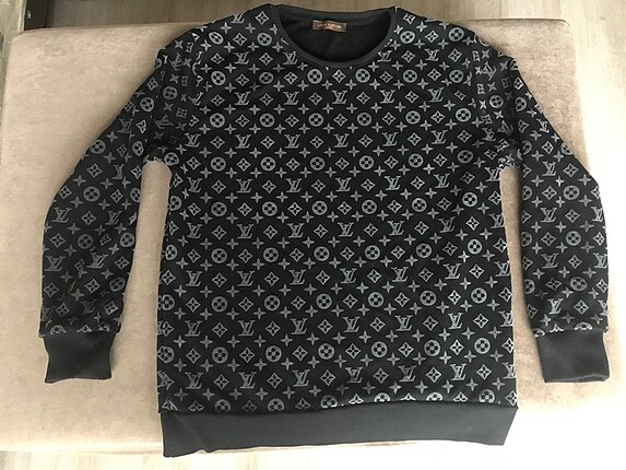 Lv sweat