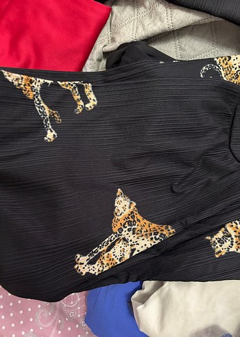 36 Beden Leopar desen pijama takımı