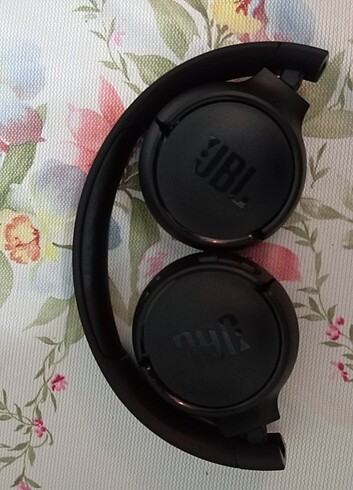 Jbl 570bt kulaklık 