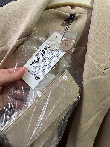 40 Beden Krem blazer ceket