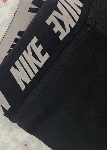 Nike Siyah Baskılı Kadın Tayt Velcro Detaylı - Görsel 2