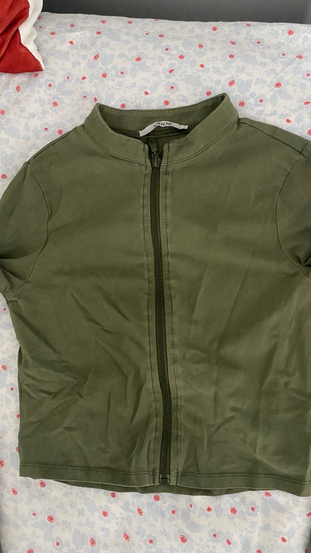 Kadın Haki Kısa Kollu Fermuarlı üst - Görsel 3