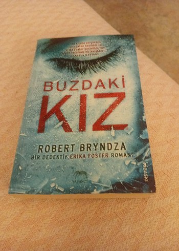 Beden Buzdaki Kız - Robert Bryndza