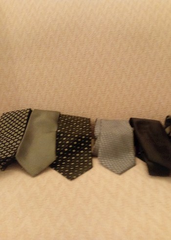 Erkek Koyu Renkli Çizgili Kravat Seti toplam 8 adet fiyatıdır - Görsel 6