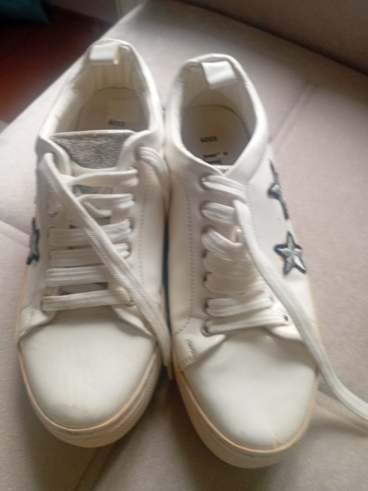 Gri Yıldız Detaylı Beyaz Kadın Spor Ayakkabı - Görsel 3