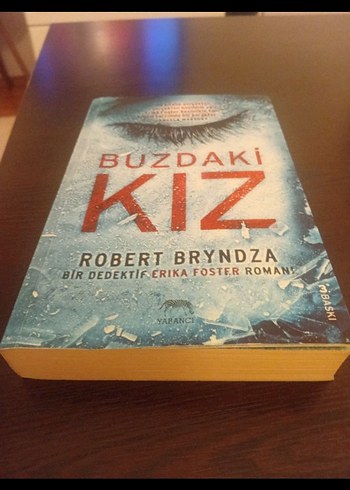 Buzdaki Kız - Robert Bryndza - Görsel 2