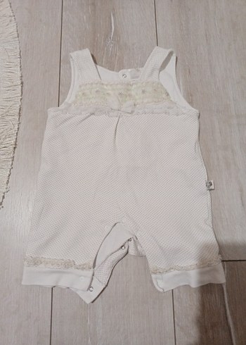 Beyaz Dantelli Kız Bebek Tulum