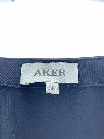 36 Beden lacivert Renk Aker Yelek %70 İndirimli.