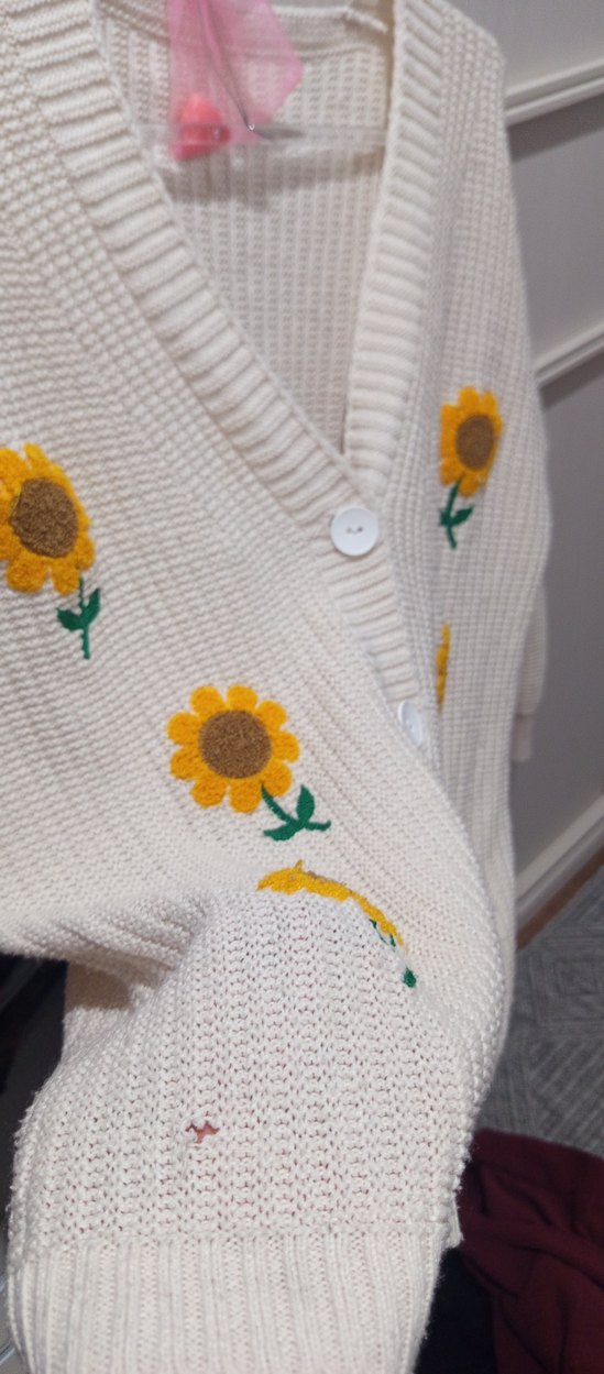 Nakışlı Beyaz Örgü Kadın Hırka - Görsel 2