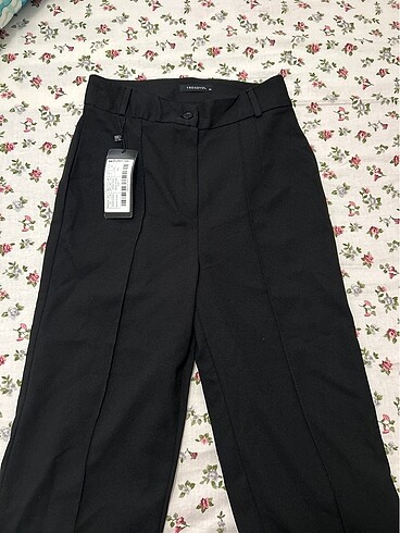 Trendyolmilla siyah kumaş pantolon