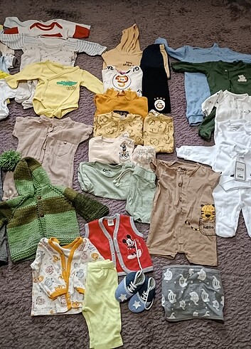 6 Ay Beden çeşitli Renk Erkek bebek kiyafeti