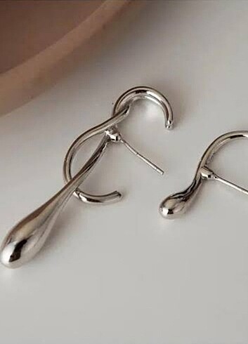 Asimetrik su damlası küpe - Görsel 2