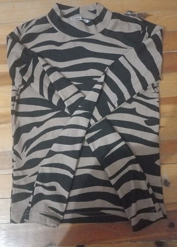 Kahverengi Gri Zebra Desenli Uzun Kollu Bluz
