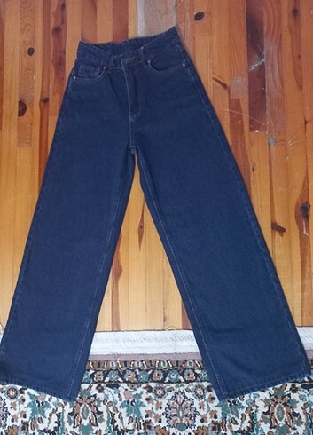 Wide leg jean