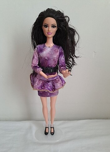 2012 Barbie Raquelle