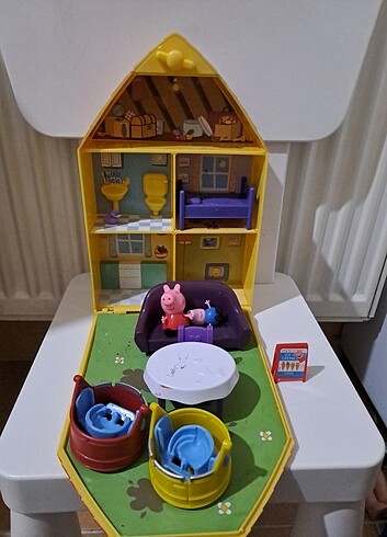 Peppa pig evi