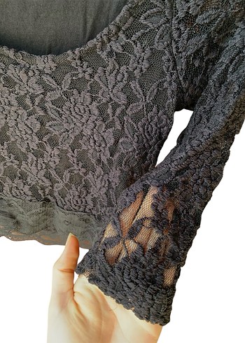 Dantel Detaylı Siyah Gotik Kadın Bluz - Görsel 3