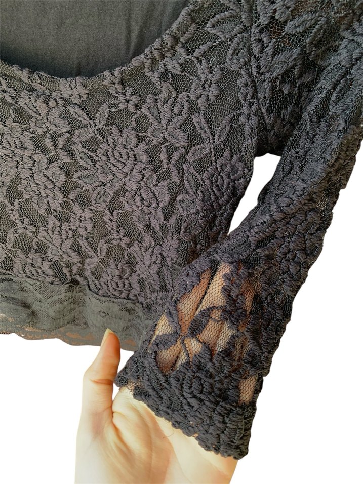 Dantel Detaylı Siyah Gotik Kadın Bluz - Görsel 3