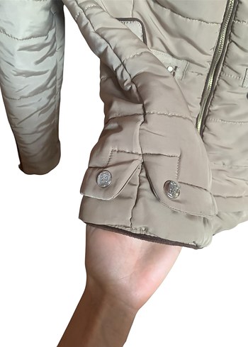 Stradivarius Kürklü Bej Kadın Mont - Görsel 7