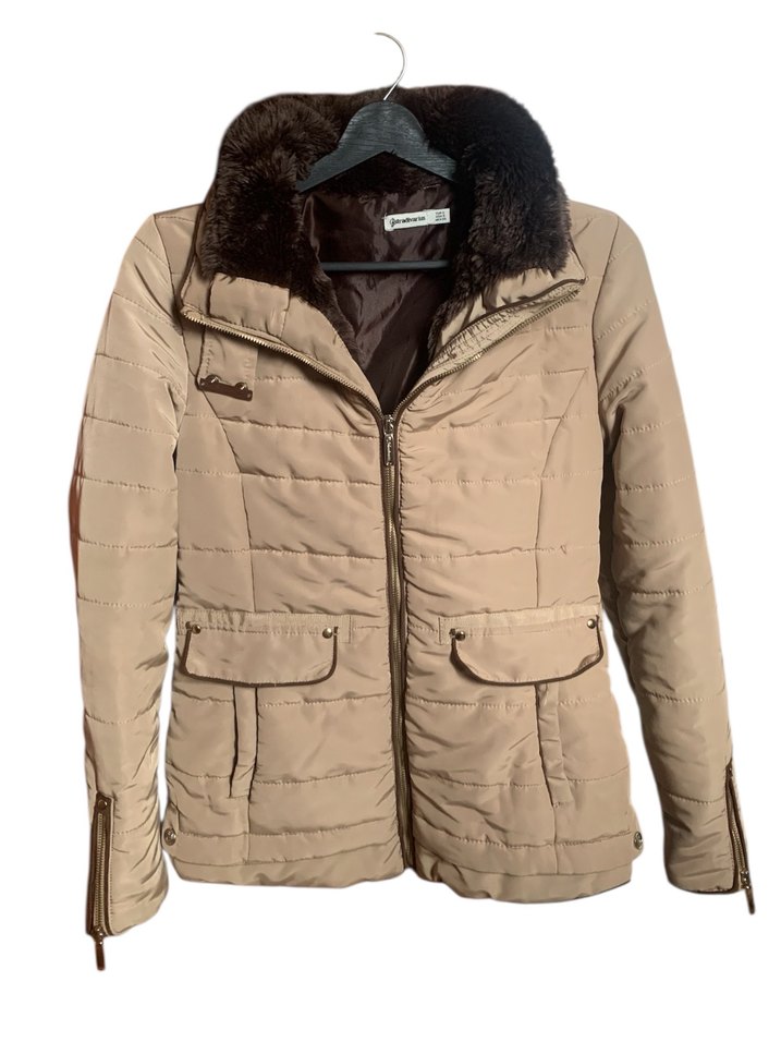 Stradivarius Kürklü Bej Kadın Mont - Görsel 3