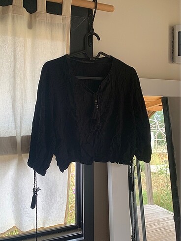 Müslin Bohem Gotik Püsküllü Crop Bluz