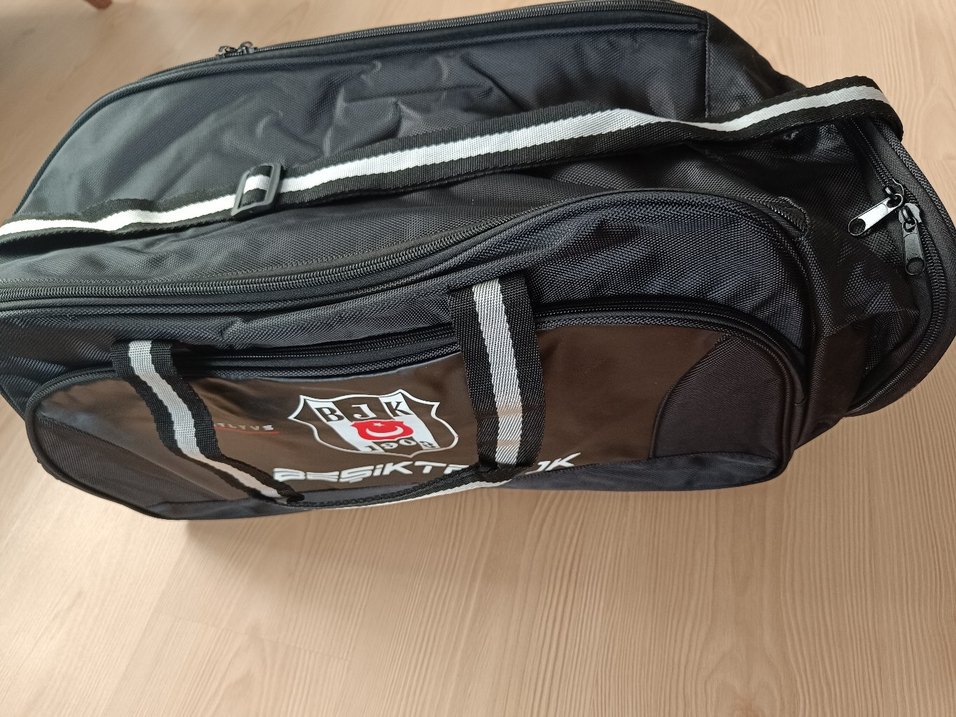 Erkek bjk Siyah Beşiktaş Spor Çantası - Görsel 4