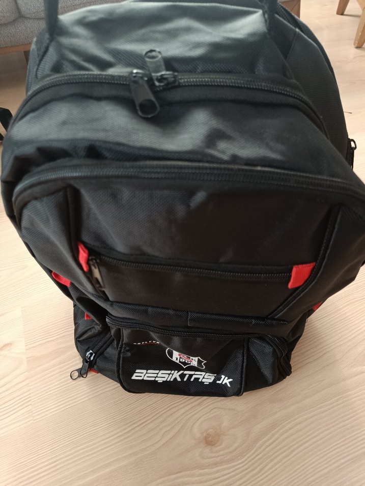 Beşiktaş büyük Siyah Sırt Çantası - Görsel 2