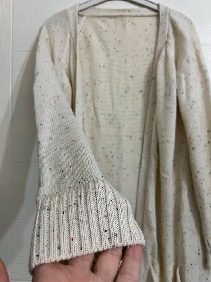 Uzun Beyaz Keten Örgü Hırka - Görsel 4